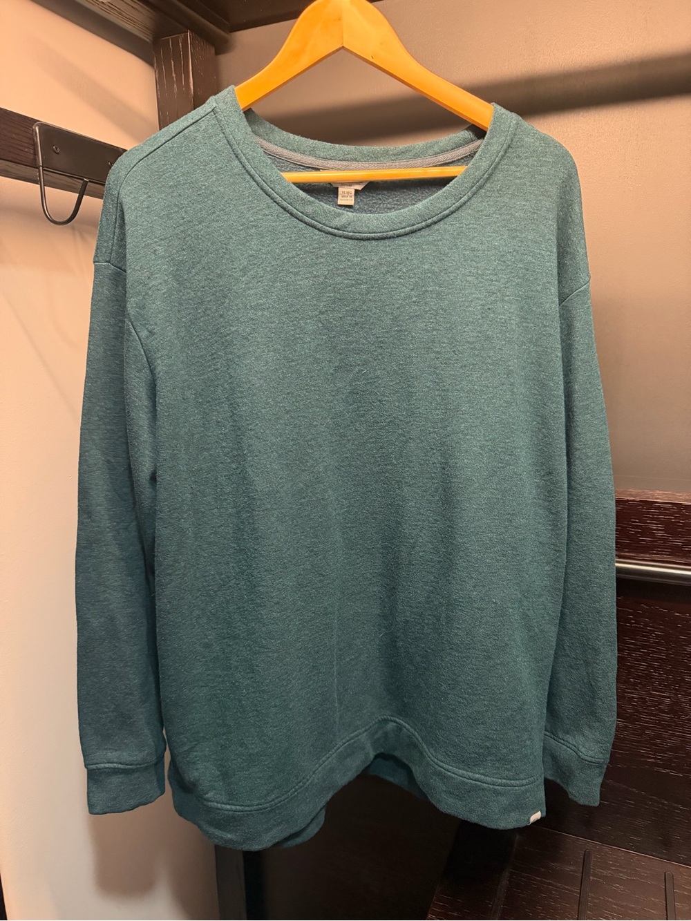 Orvis Dark Teal Pullover Sweatshirt